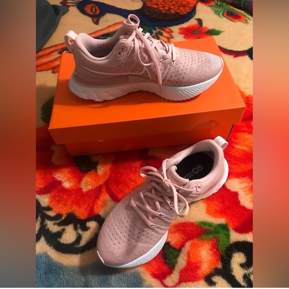 Nike Infinity React FK2 Pink Glaze Running 
Sneakers